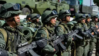 Venezuela’da düğmeye basıldı: Maduro sonrası ordu tek ses, yeni mesaj!