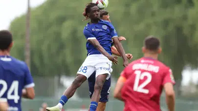 Jaurès Assoumou kimdir, kaç yaşında ve hangi mevkide oynuyor?