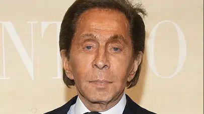 Valentino Garavani’nin biyografisi: Kaç yaşında, nereli? Haute Couture tasarımcısının moda dünyasına etkisi