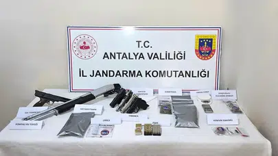 Uyuşturucu tacirlerinin oyununu jandarma bozdu: Antalya'da şüpheliler bir bir yakalandı