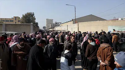 Rakka’da 'Kimlik Korkusu': Kadın ve çocuk kartları sokaklara döküldü