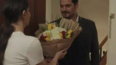 Eşref Rüya’da ayrılık iddiası: Demet Özdemir diziden çıkıyor mu, öldü mü?