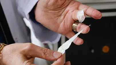 Türkiye’de bir ilk: Altın otu içeren yerli yara örtüsü geliştirildi