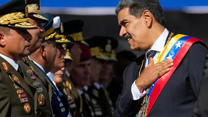 Caracas’ta duvarlar konuşuyor: Maduro için özgürlük mesajları!