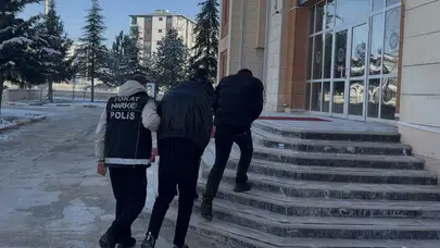 Tokat’ta zehir yolu kesildi! Yastıkta gizlenen kokain ele geçirildi