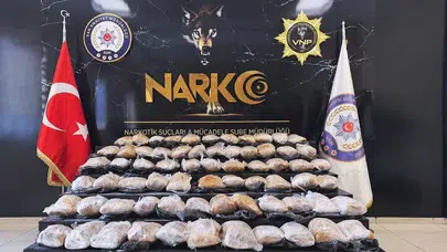 Van’da zehir sevkiyatı çökertildi: Tırdan 39 kilo skunk çıktı!