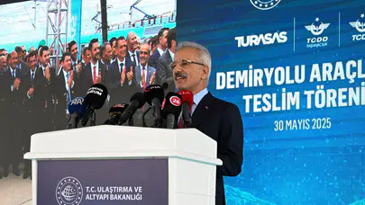 Bakan Uraloğlu duyurdu... TÜRASAŞ 2025’te 801 vagonla rekor kırdı!