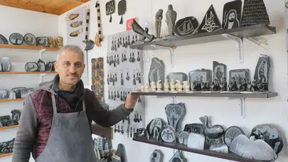 Deprem yıktı ama vazgeçmedi: 25 yıldır taşı sanata dönüştürüyor!