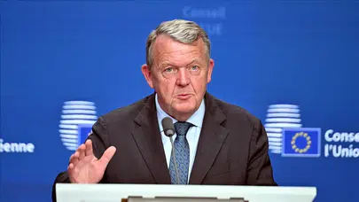 Trump 'anlaşma' dedi, Danimarka frene bastı: Grönland çıkışı!