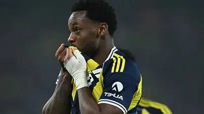 Fenerbahçe'de Jhon Duran ayrılıyor mu, maaşı ne kadar, hangi kulüpler teklif yaptı? İşte transfer gelişmeleri