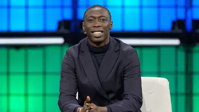 Khaby Lame şirketini kime sattı, kaç paraya sattı, şirketinin adı ne, Rich Sparkle Holdings kimdir?