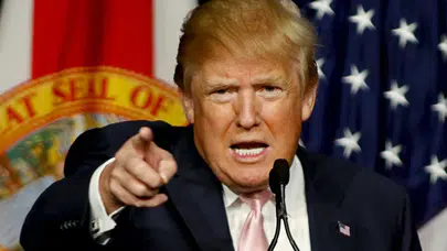 Trump’tan İran’a sert mesaj: Askeri planlar masadan kalkmadı!