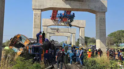 Tayland’da bir günde iki vinç kazası: 2 ölü, 5 yaralı!