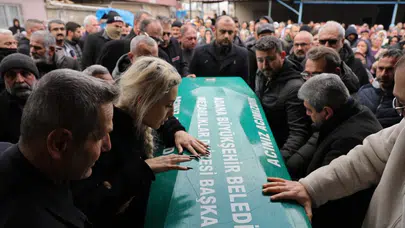 Adana’daki aile faciasında dosya açıldı: Çocuklar bugün defnedildi! İşte o görüntüler...