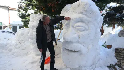 Görenler hayran kalıyor! Kardan sanat Kastamonu'da hayat buldu