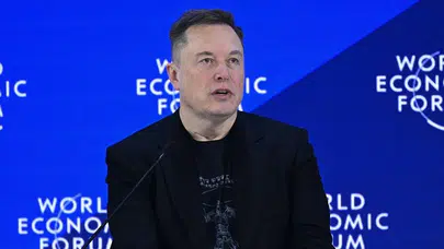 Elon Musk'tan gelecek tahmini: Yapay zeka insanlığın önüne geçiyor