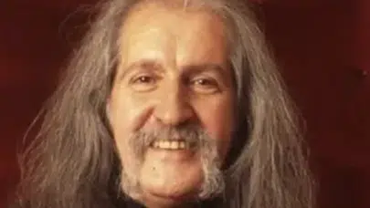 Barış Manço’nun bıyık bırakmasının sebebi ne? Küçük bir detayın efsaneye dönüşme hikayesi