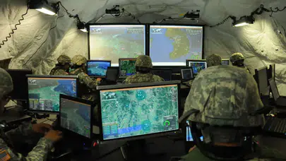 Karar süresi saniyelere iniyor: ABD ordusu komuta - kontrolü yapay zekaya emanet ediyor