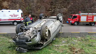 Zonguldak-Ankara yolunda korkutan kaza: Refüje çarpan araçta can pazarı!