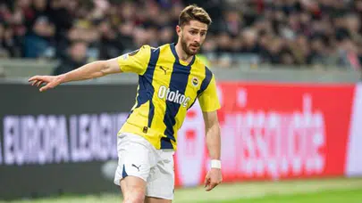 İsmail Yüksek’ten Gol! Fenerbahçe FCSB Deplasmanında Öne Geçti