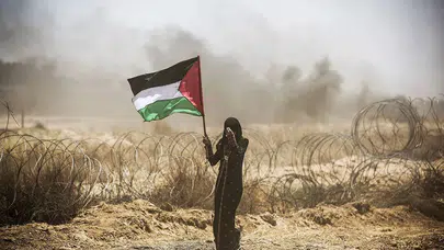 Duvarlar konuşuyor: Filistin’in direnişi Türkiye sokaklarında!