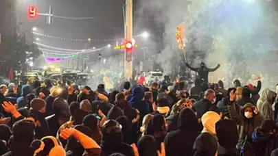 Sokaklar gerilirken sayılar yükseliyor: İran’da protestolarda yüzlerce can kaybı