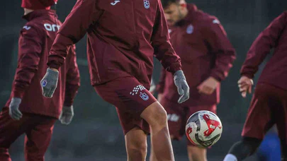 Trabzonspor’da yılın ilk idmanı: Galatasaray mesaisinde dikkat çeken detay...
