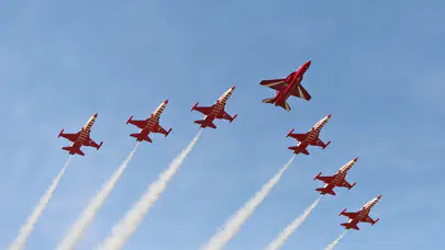 -21 derece, 400 sorti: Türkiye'nin milli jeti HÜRJET'ten tarihi başarı