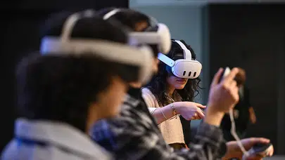 TED Üniversitesi sanatı sanal evrene taşıdı: Gençler gözlükle eser üretiyor