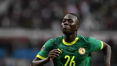 Pape Gueye GS ile anlaştı mı, futbol kariyeri, oynadığı takımlar, maaşı ve piyasa değeri!