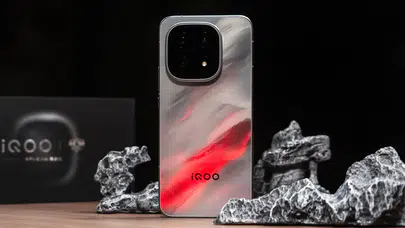 Snapdragon 8 Gen 5’li güç canavarı: Vivo amiral gemisi telefonunu tanıttı