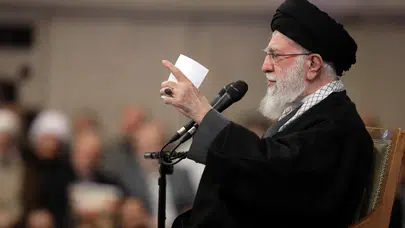 İran Lideri Hamaney’den ABD’ye Tepki: 'Paralı Askerliğe Müsamaha Yok'