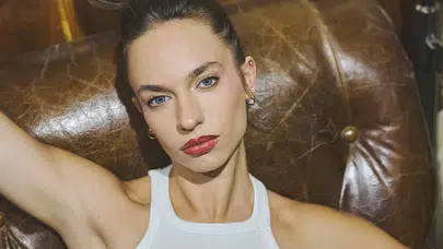 Eylül Tumbar'dan net cevap: 'Genciz, çalışıyoruz, evlenmiyoruz!'