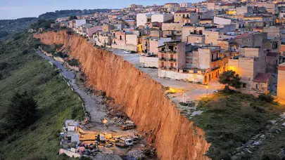 Sicilya’da toprak kaydı, hayat durdu: Niscemi boşaltılıyor
