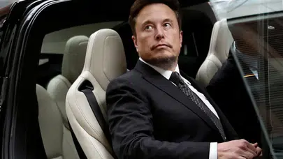 Tesla geriledi, koltuğu başkası kaptı: Otomobil zirvesinde liderlik el değiştirdi