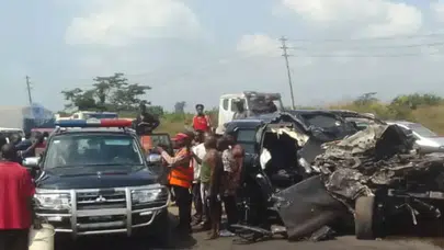 Kontrolden çıkan kamyon dehşeti: Abuja’da 12 ölü, çok yaralı