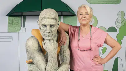 Nergis Kumbasar’dan orta yaş yalnızlığına çarpıcı dokunuş