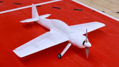 Kırık parçadan, uçan drona: Liseliler F-35’ten esinlenen İHA’lar üretiyor