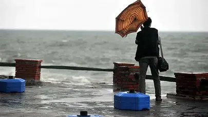 Son Dakika İzmir hava durumu: İzmir'e kuvvetli sağanak uyarısı! 29 Ocak yağmur ne zaman başlayacak?