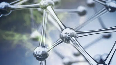 Plastiklerdeki kimyasal bir maddenin erkeklerde kadınsı, kadınlarda ise erkeksi özellikler yarattığı keşfedildi