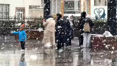 19 Şubat Sultangazi’de Okullar Tatil mi? Arnavutköy’de Kar Tatili Var mı, Valilik Açıklama Yaptı mı?