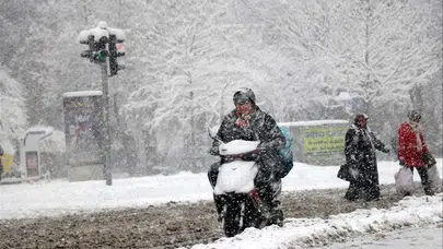 Kayseri’de hangi ilçelerde yolları çift yönlü ulaşıma kapatıldı, neden kapatıldı, kar ve tipi hangi bölgelerde etkili oldu?