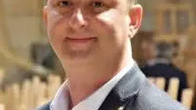 Ekrem Kayserili kim, aslen nereli, hangi partiden?