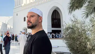 Alişan, Ramazan’ın İlk Gününde Umre’ye Gitti “Yine Nasip Oldu Şükürler Olsun”