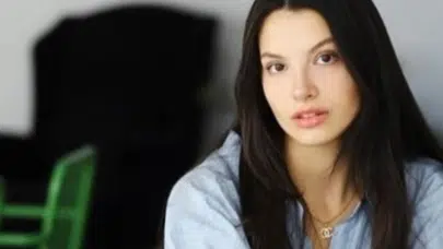 Kızılcık Şerbeti Gülsümün gerçek adı ne ,  Zeynep Yaren Akman Kim, sevgilisi kim, kaç yaşında?