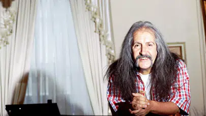 Barış Manço Ne Zaman Öldü, Neden Kalp Krizi Geçirdi, En Sevilen Şarkıları Neler (KARİYERİ HAYATI)
