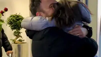 Megastar Sahnedeydi Ama Aklı Evdeydi! Tarkan’ın Kızı Liya ile Kavuşma Anları...