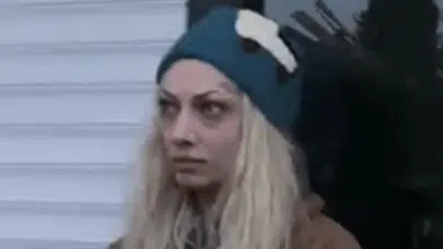 Deprem bölgesinde parfüm yağmalayan kadın kim, olayı ne? Sosyal medyada gündem oldu