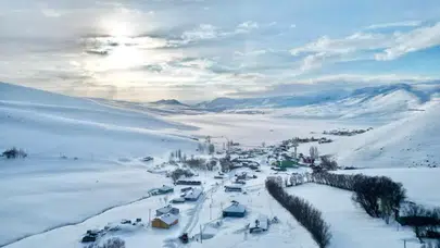 Ağrı okullar tatil mi sorusu gündemde:  9 Şubat için Valilikten açıklama geldi mi?