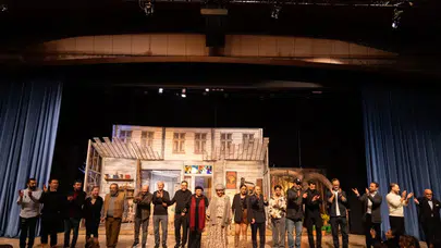 Perdeler görkemle açıldı! 'Konken Partisi' İstanbul’u büyüledi